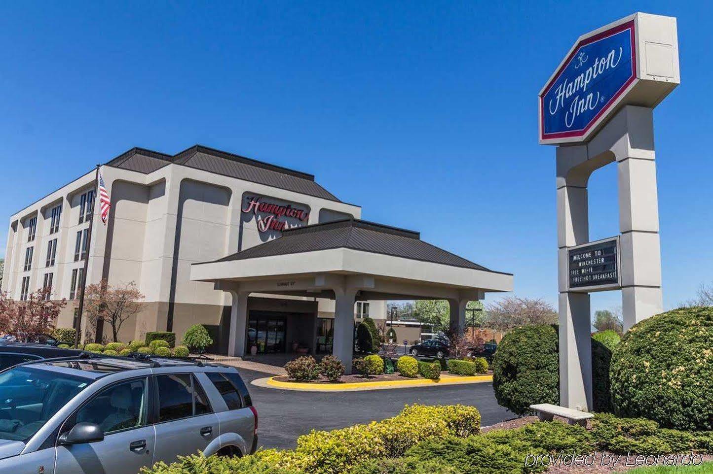 Hampton Inn Winchester-University/ Mall Экстерьер фото